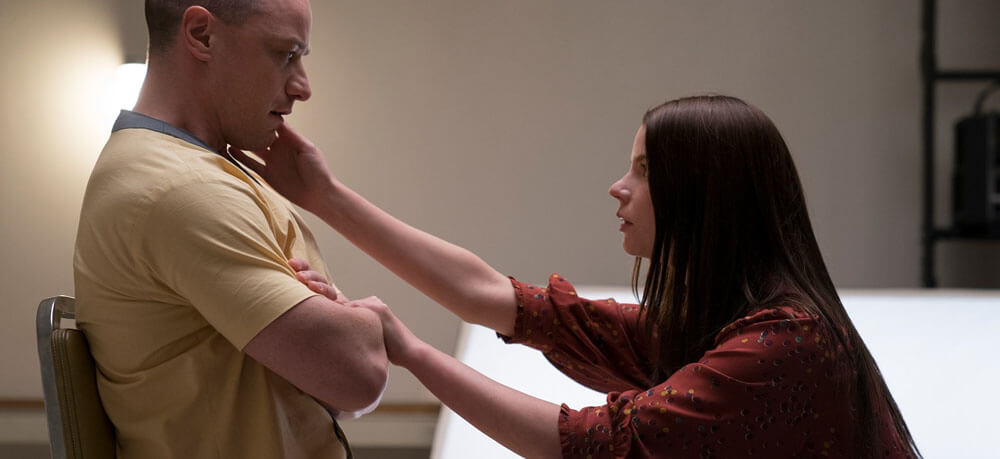 Glass 2018 film Reviews and Ratings