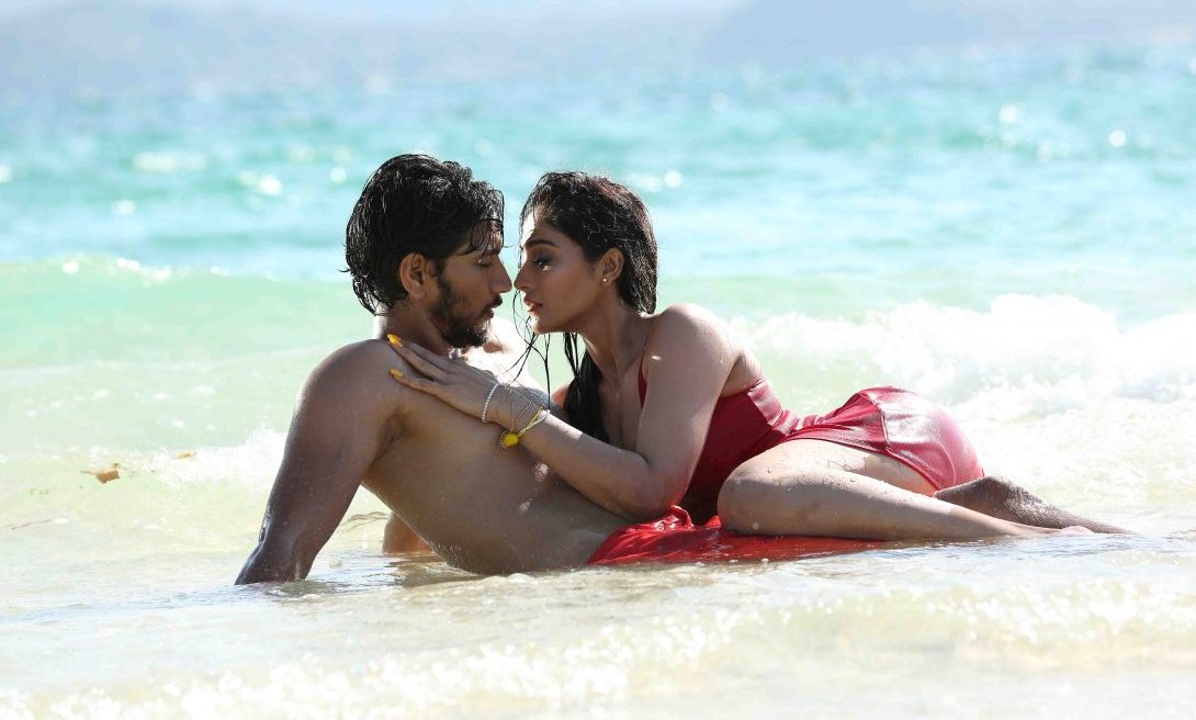 Mr. Chandramouli Regina Cassandra Hot Boobs Sex Reviews