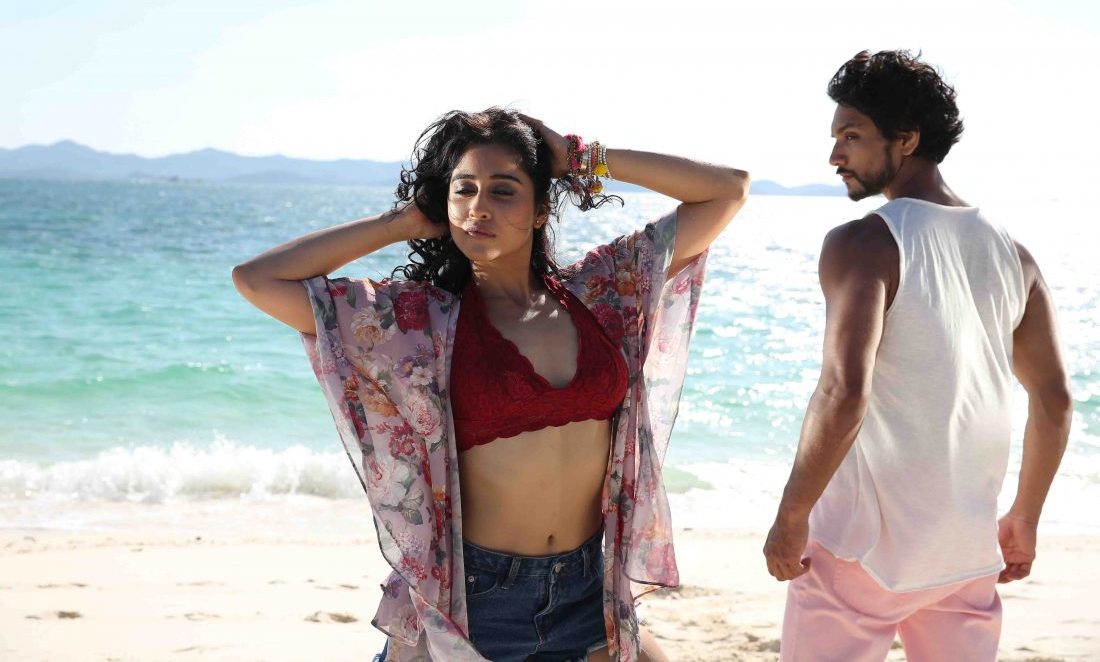Mr. Chandramouli Regina Cassandra Hot Navel Boobs and Movie Reviews