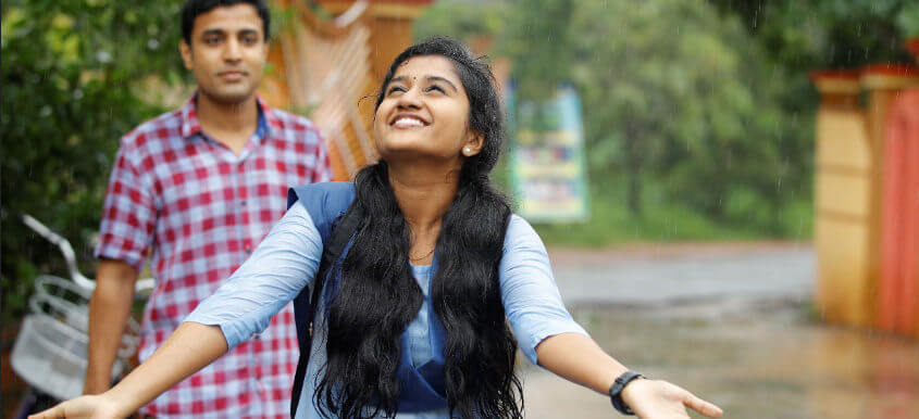 Ormayil Oru Shishiram Movie Reviews and Ratings